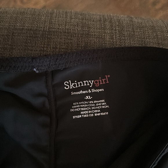 Skinny Girl Size XL Shapewear *Mint*- Preowned Black - Picture 3 of 4